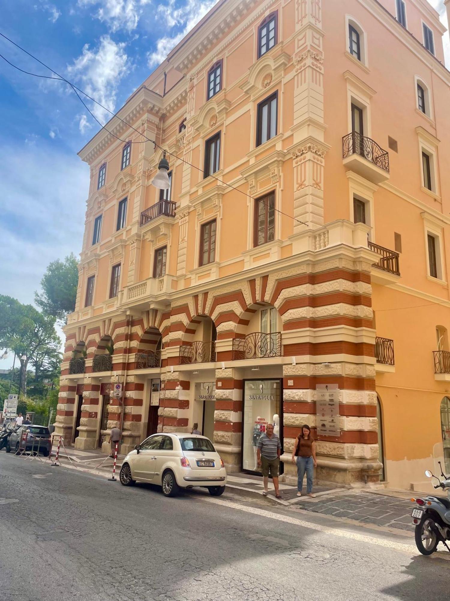 Luxury Vitruvio